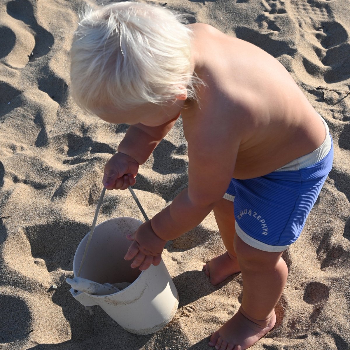 Silicone Bucket & Spade Set - Apple Sorbet